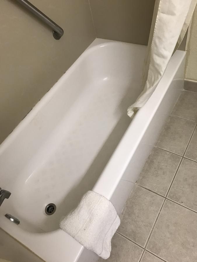 Millville Motorsports Inn And Suites Extérieur photo
