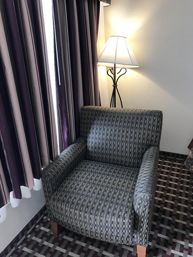 Millville Motorsports Inn And Suites Chambre photo