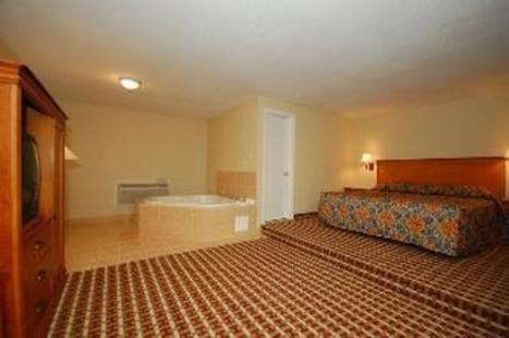 Millville Motorsports Inn And Suites Chambre photo